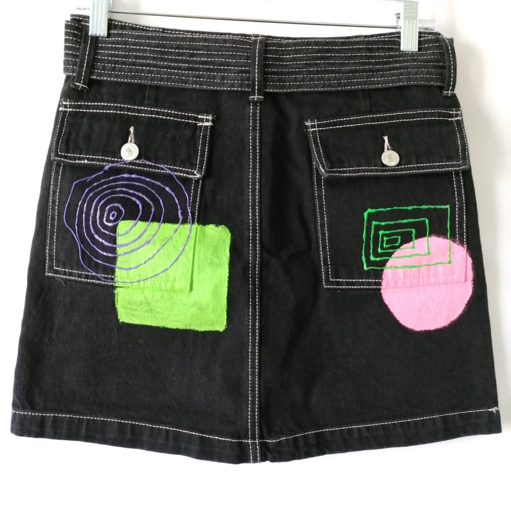 Forever 21 Womens Black Belted Flap Pocket Square Circle Mini Skirt Size S - Picture 4 of 8
